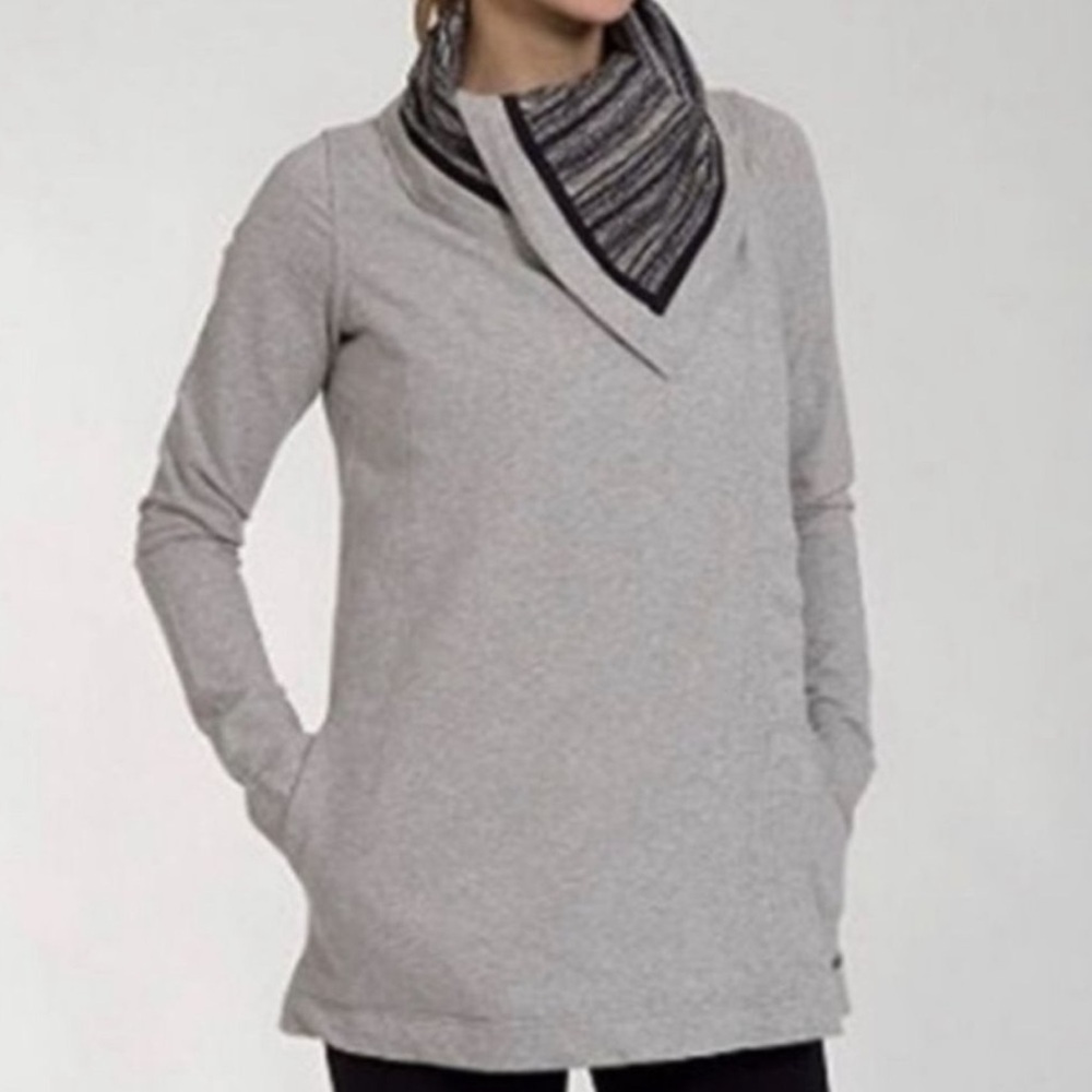 LULULEMON Savasana Wrap | Size 8